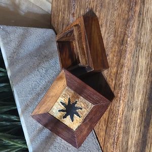 Wood Trinket Box 2"x2"